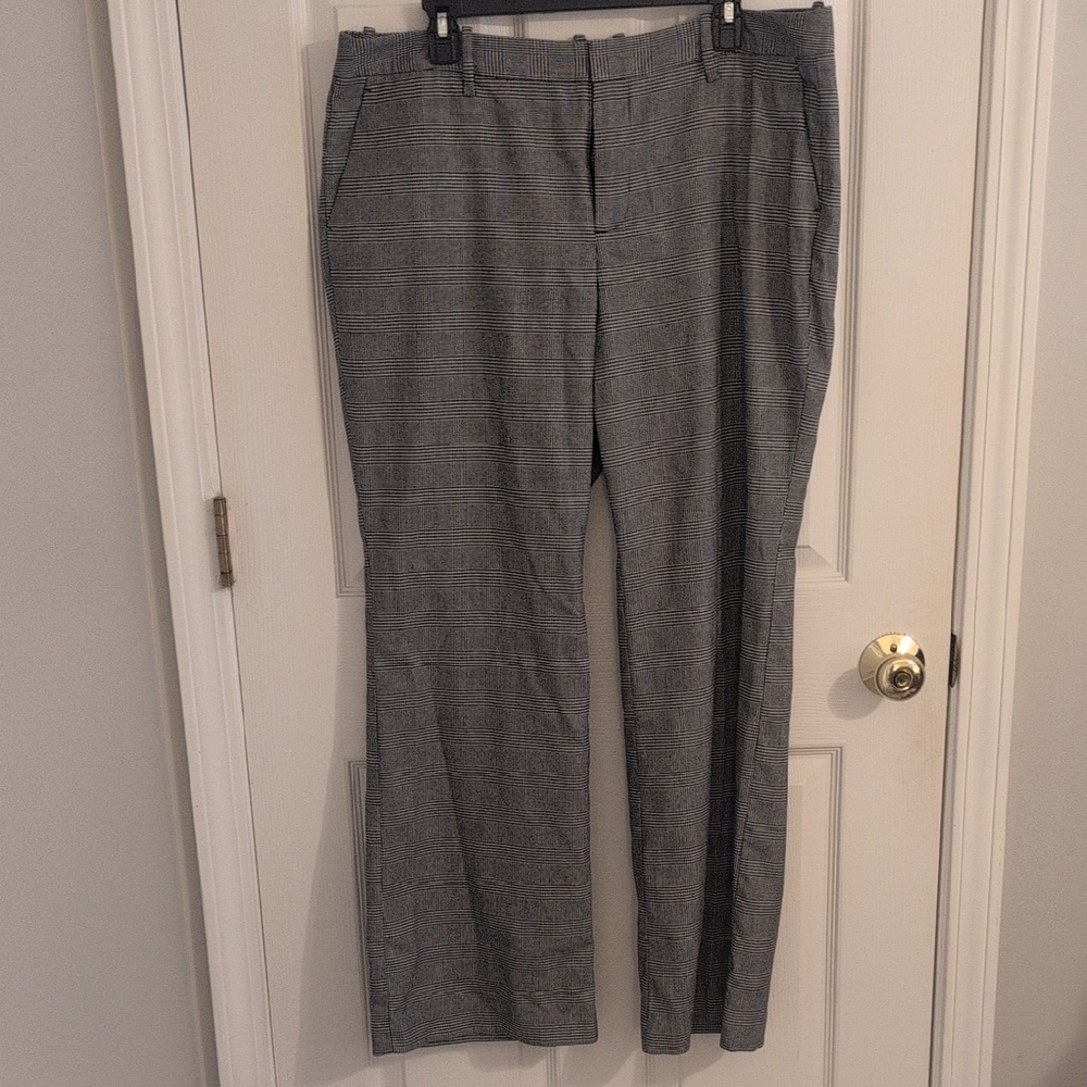 GAP Black and White Glen Plaid Straight Fit Pants